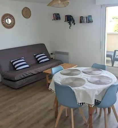 Les Voisins De L'hippodrome *