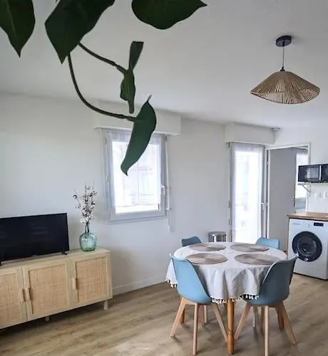 Les Voisins De L'hippodrome *