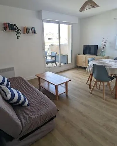 Les Voisins De L'hippodrome Apartamento *