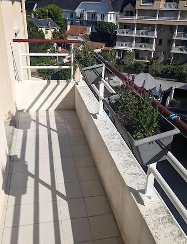 Les Voisins De L'hippodrome * 波尔尼谢